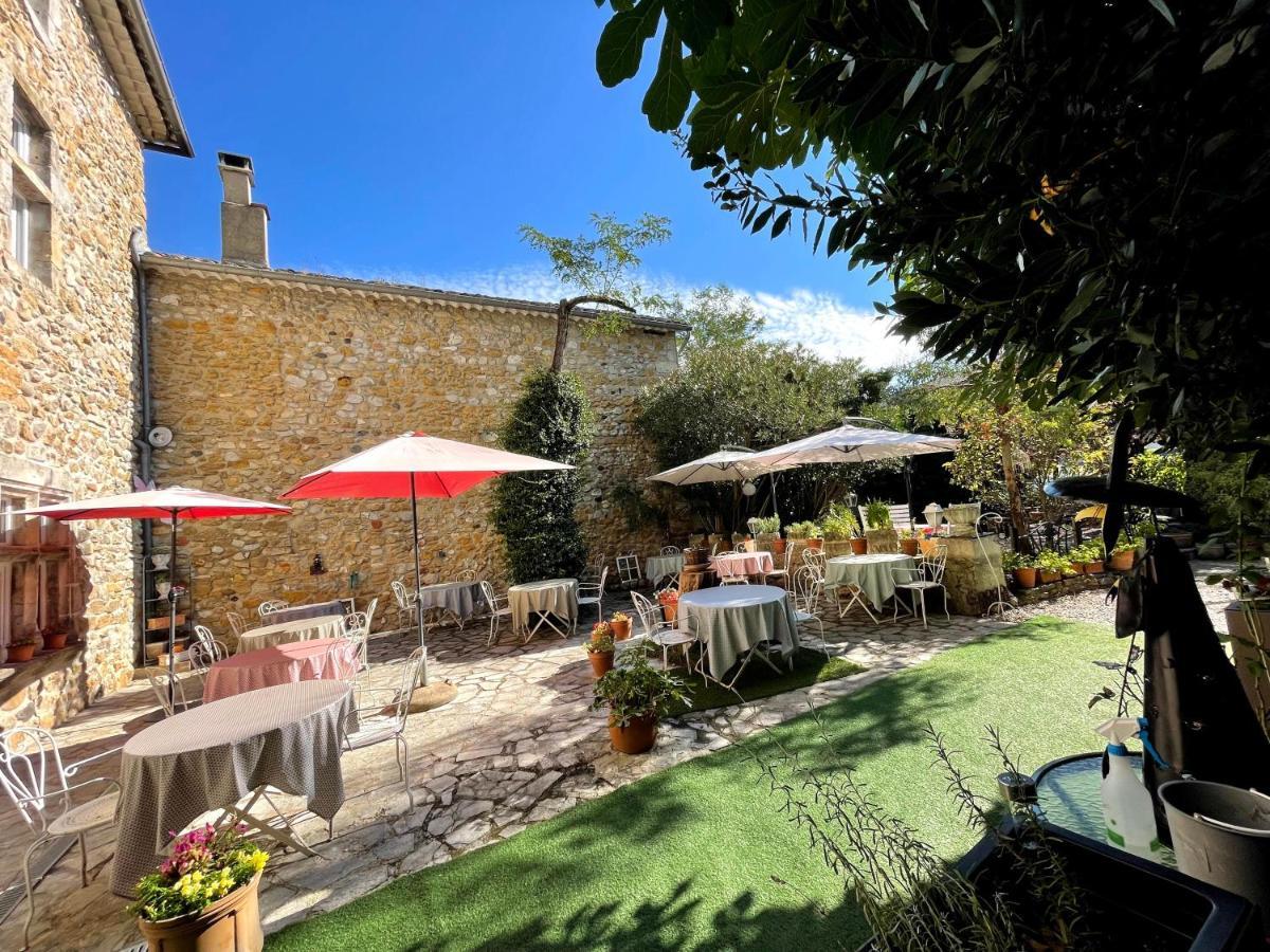 Le Manoir Du Raveyron Otel Vallon-Pont-dʼArc Dış mekan fotoğraf
