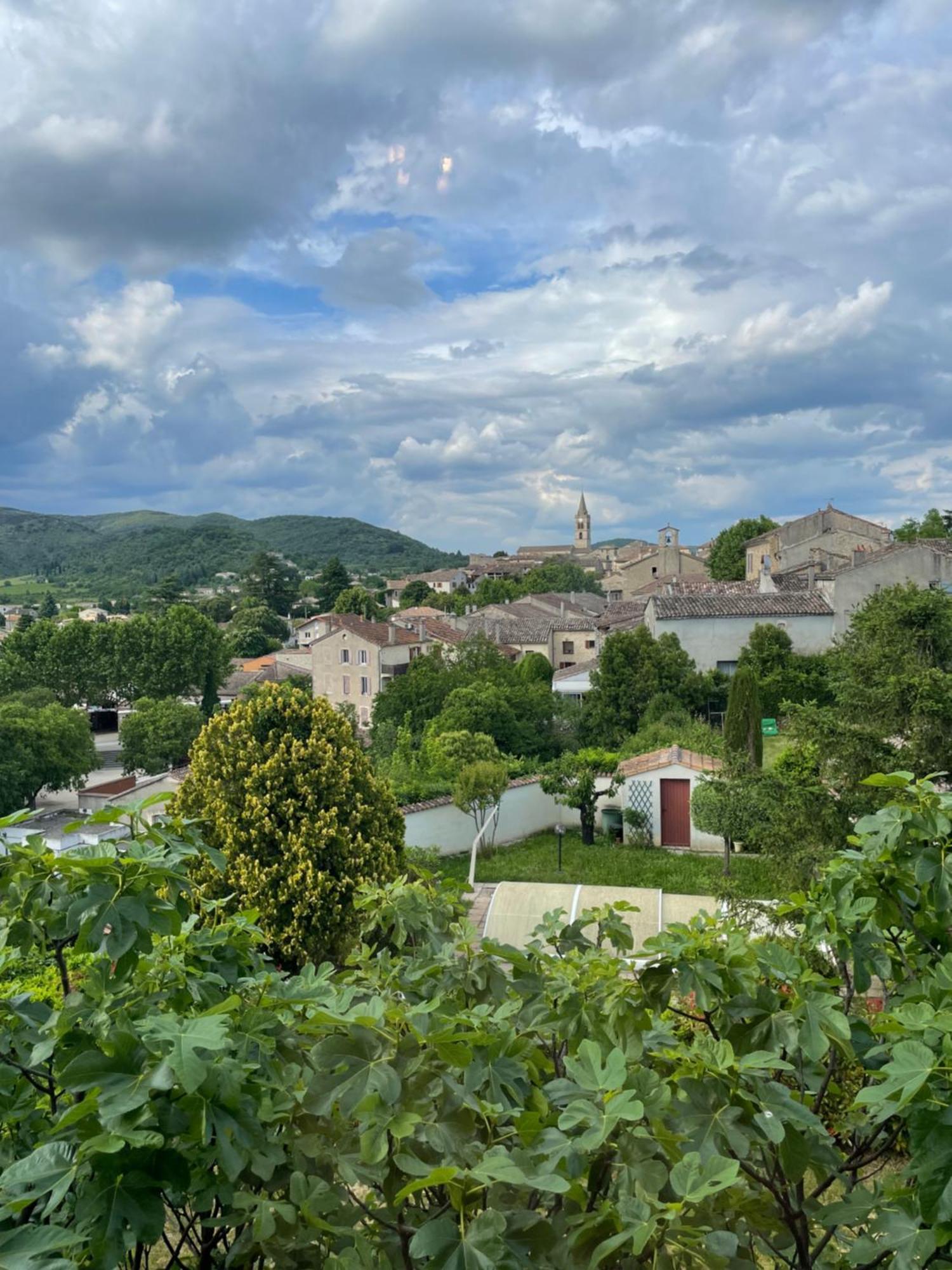 Le Manoir Du Raveyron Otel Vallon-Pont-dʼArc Dış mekan fotoğraf