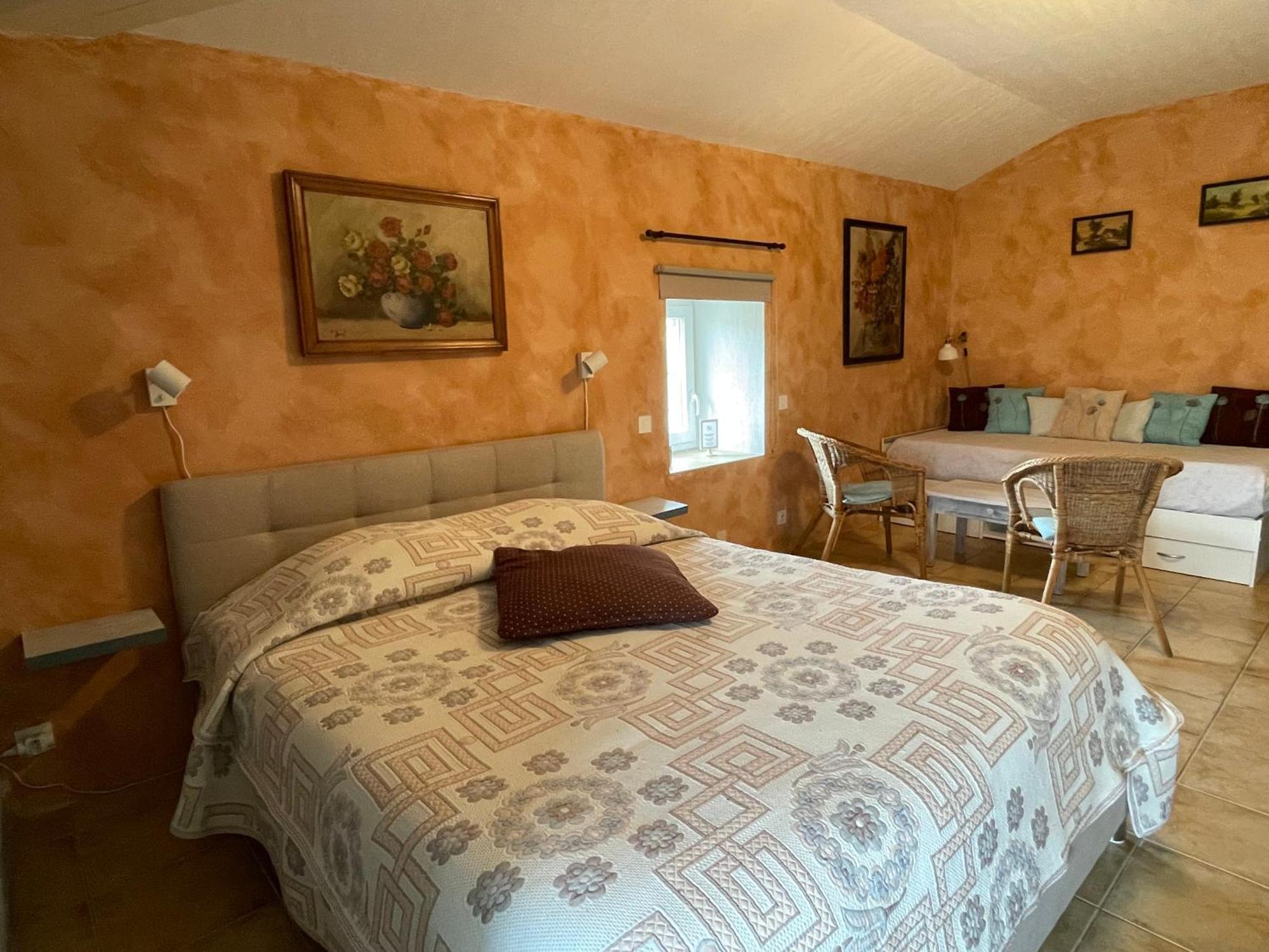 Le Manoir Du Raveyron Otel Vallon-Pont-dʼArc Dış mekan fotoğraf