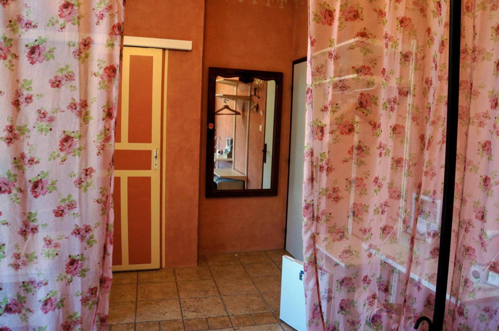 Le Manoir Du Raveyron Otel Vallon-Pont-dʼArc Dış mekan fotoğraf