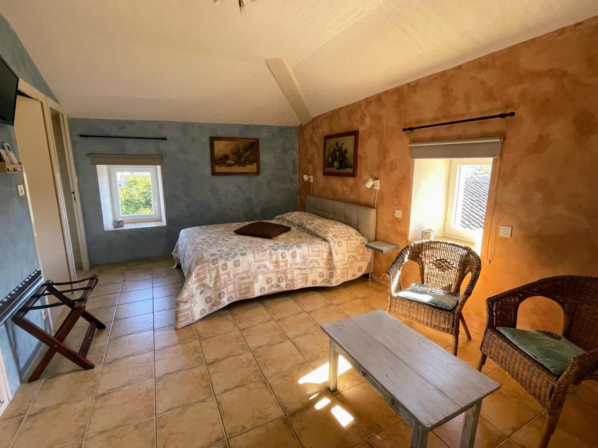 Le Manoir Du Raveyron Otel Vallon-Pont-dʼArc Dış mekan fotoğraf