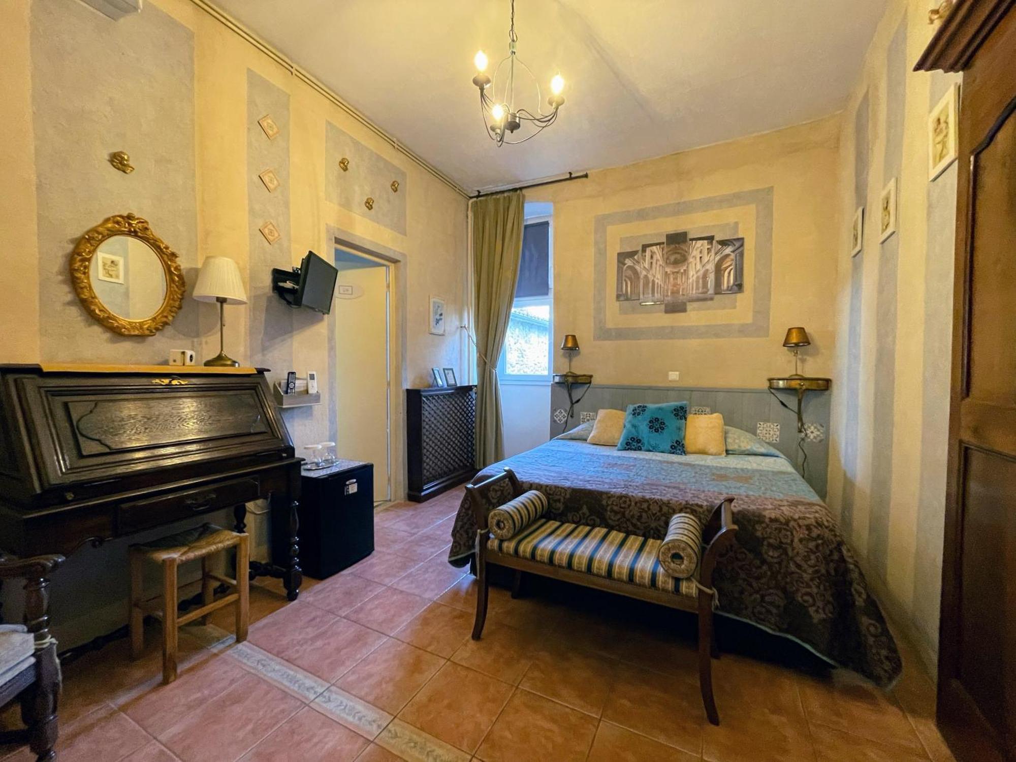 Le Manoir Du Raveyron Otel Vallon-Pont-dʼArc Dış mekan fotoğraf