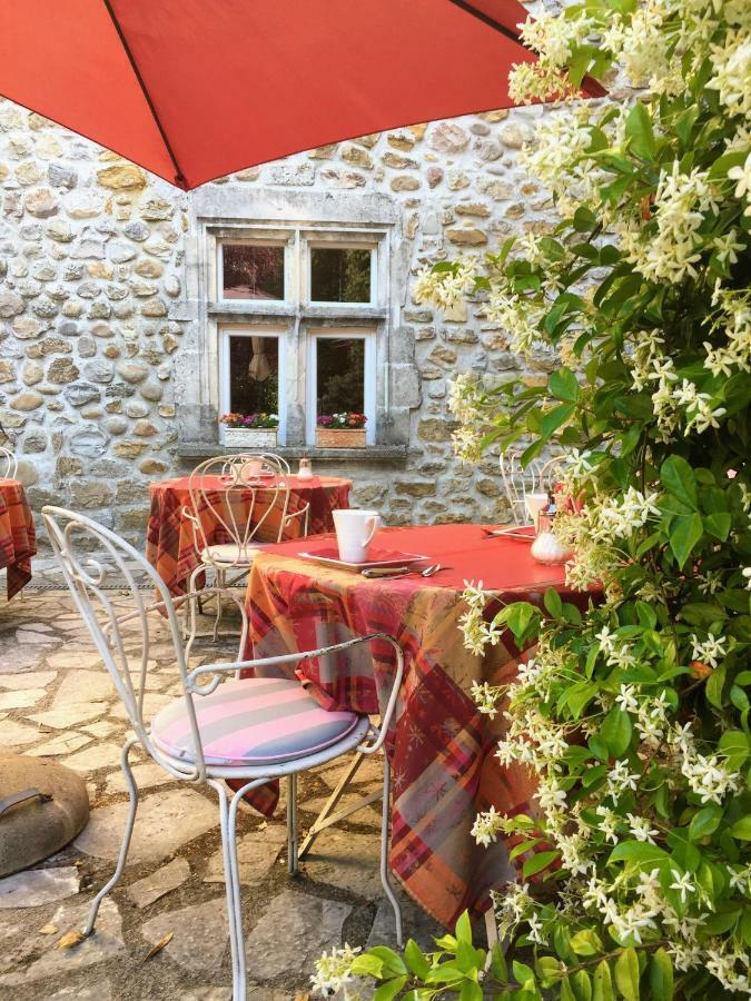 Le Manoir Du Raveyron Otel Vallon-Pont-dʼArc Dış mekan fotoğraf